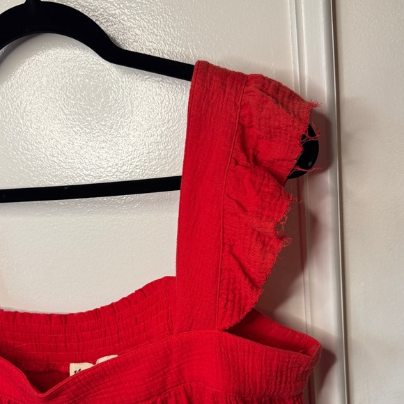 New In Tomato Red Ruffle Strap Crop Top - Picture 5 of 9